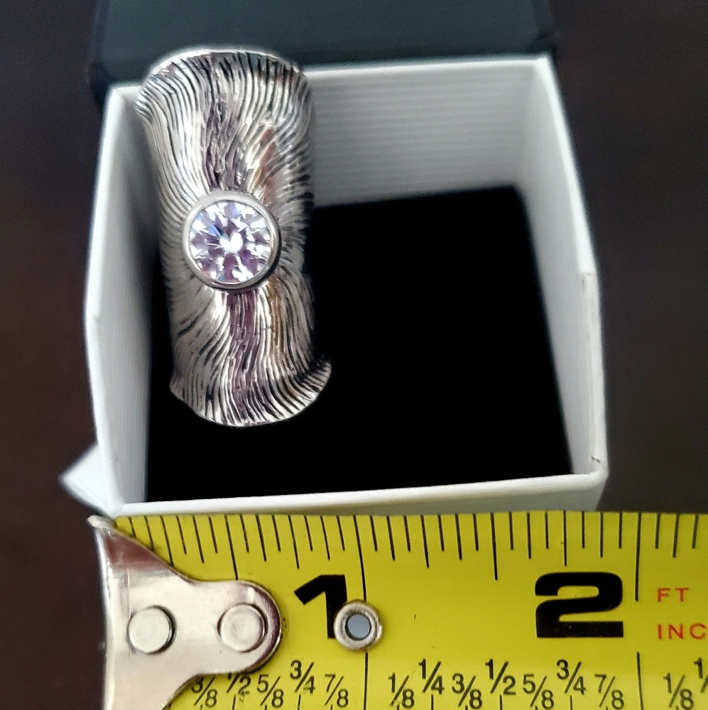 Rhodium over sterling silver ring - Picture 2 of 8
